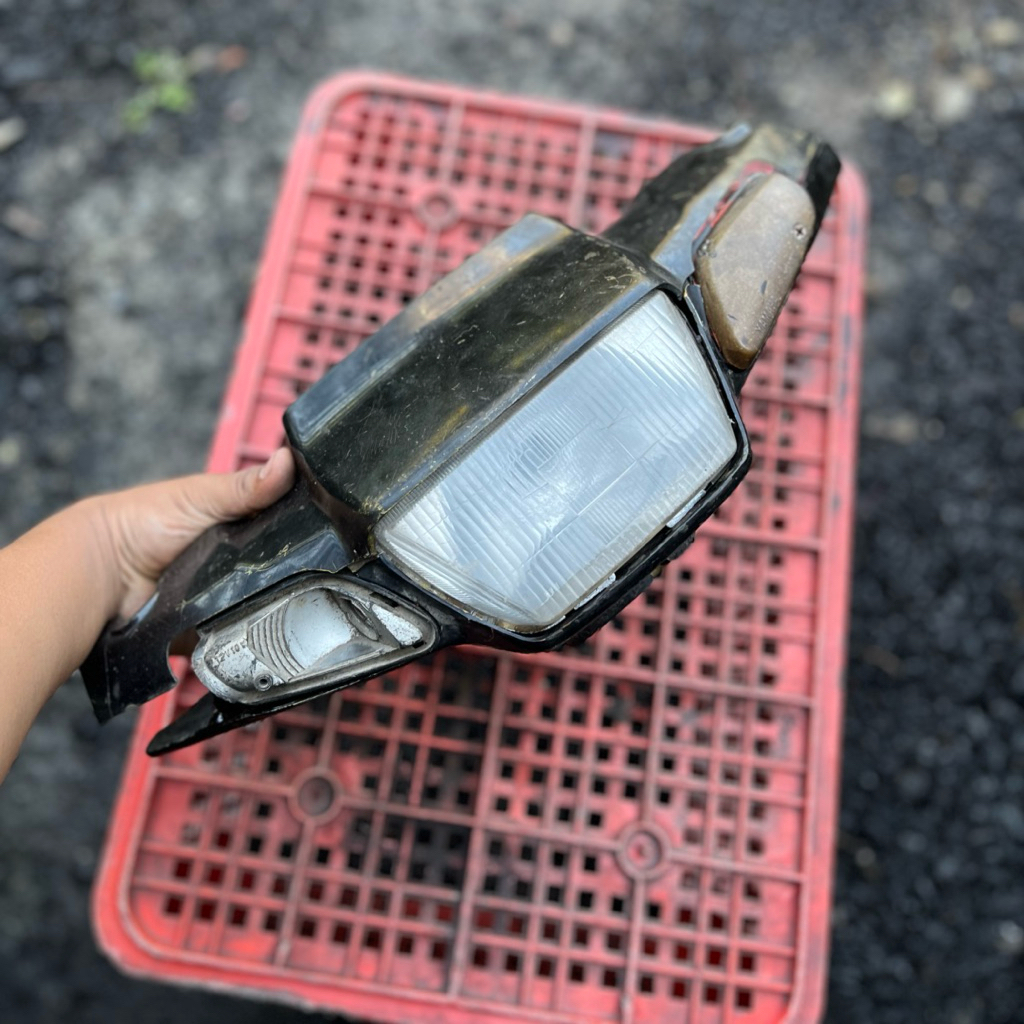 batok lampu yamaha force 1 poswan original