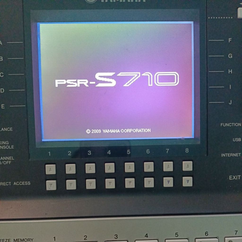 Yamaha Psr s710