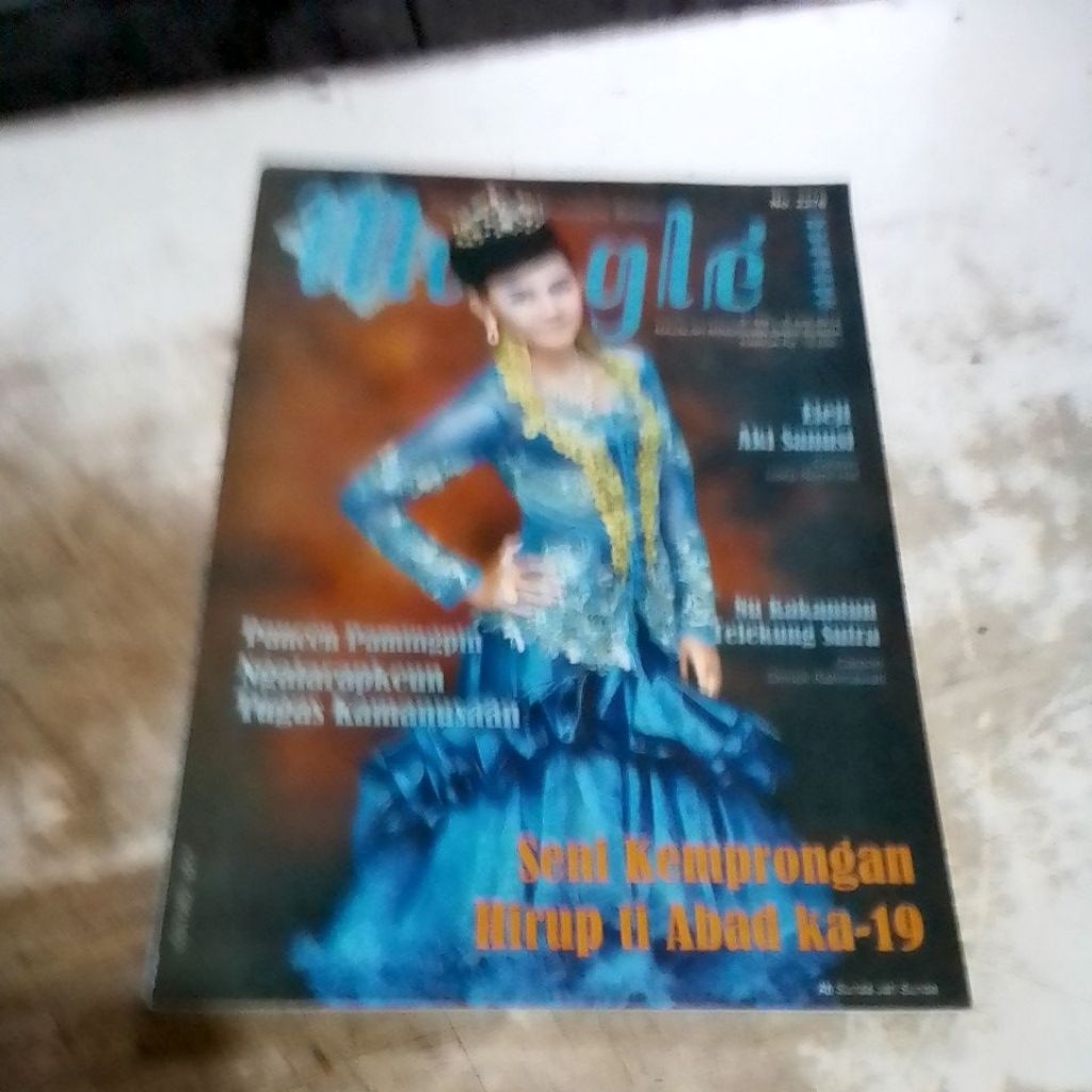 Majalah Mangle no 2376. 31 Mei _6 Juni 2012