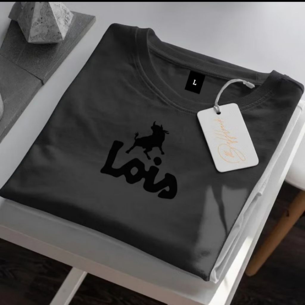 Baju Kaos Lois Lengan Pendek Pria Wanita - Bahan Cotton Combed Adem & Nyaman