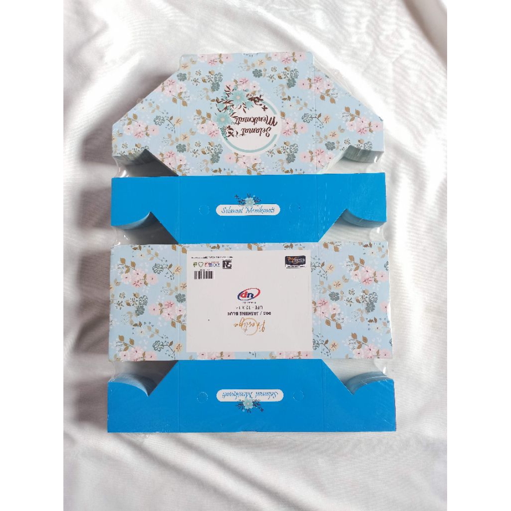 Kotak Snack Premium Motif Bunga Biru 12x14 cm | Kardus Snack Cantik untuk AcaraKardus Snack Jasmine 