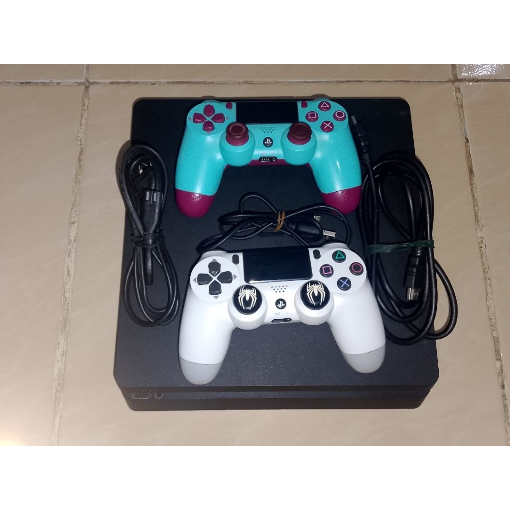 (BISA NEGO)PS4 Slim 1TB Murah | Bonus 2 Stik + Kabel Lengkap