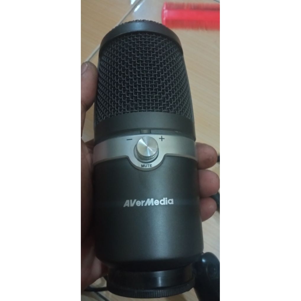 mic berkualitas AVer Media bekas