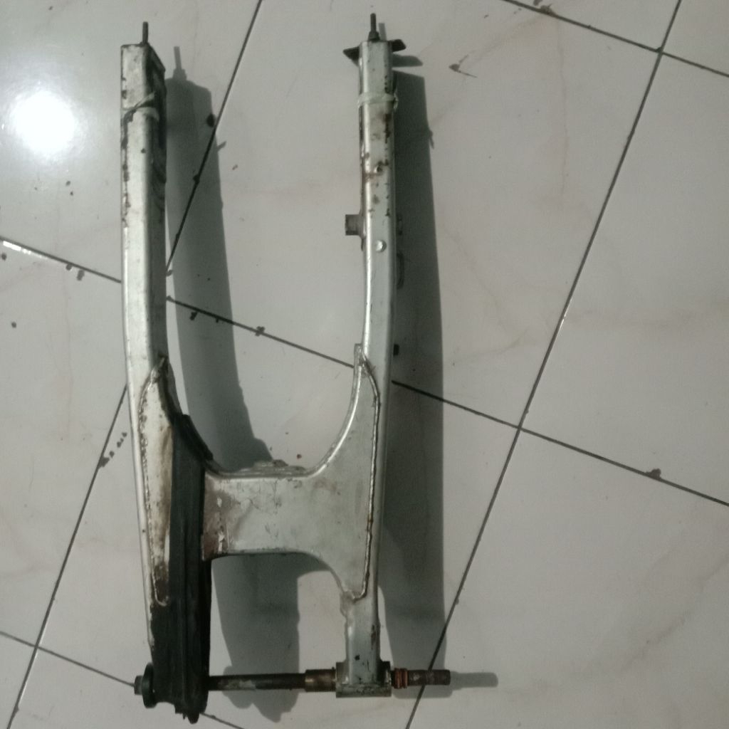 swing arm megapro mono