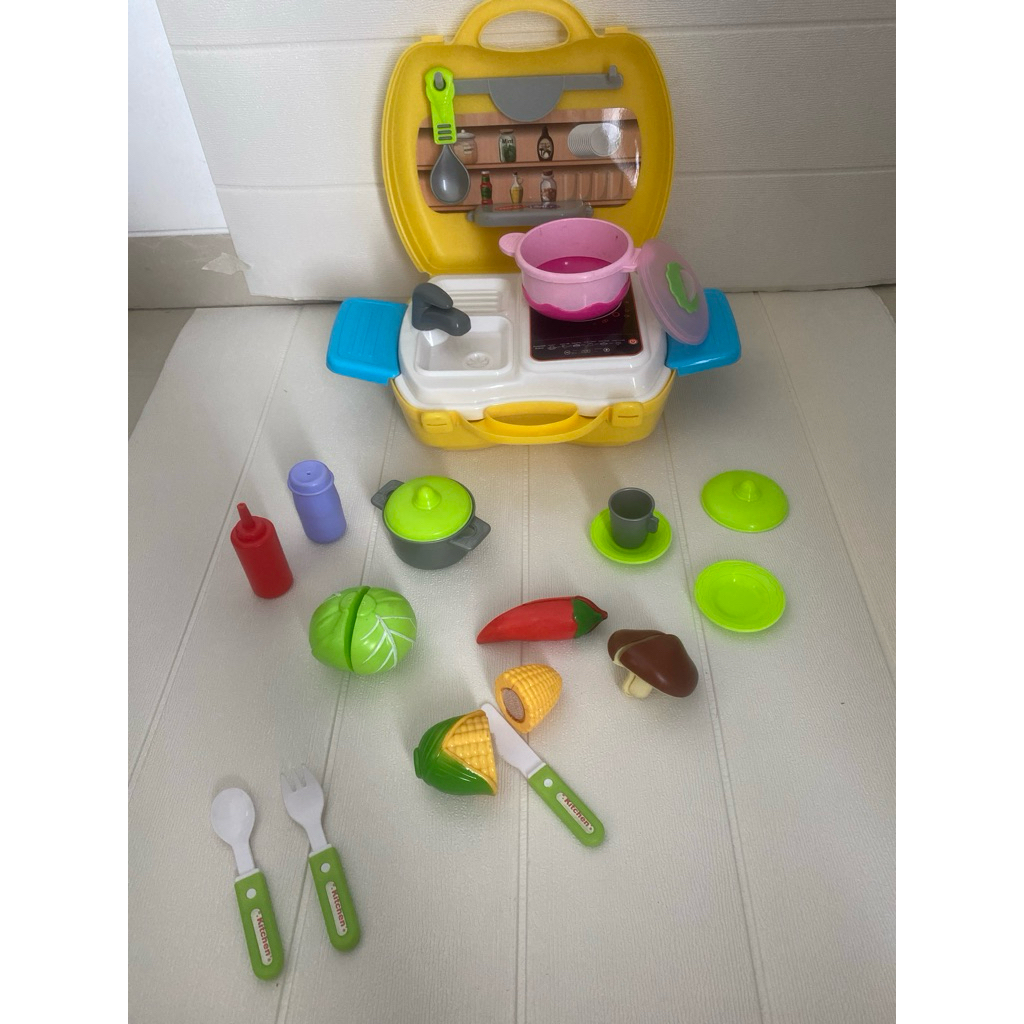 Mainan anak koper dapur masak masakan preloved