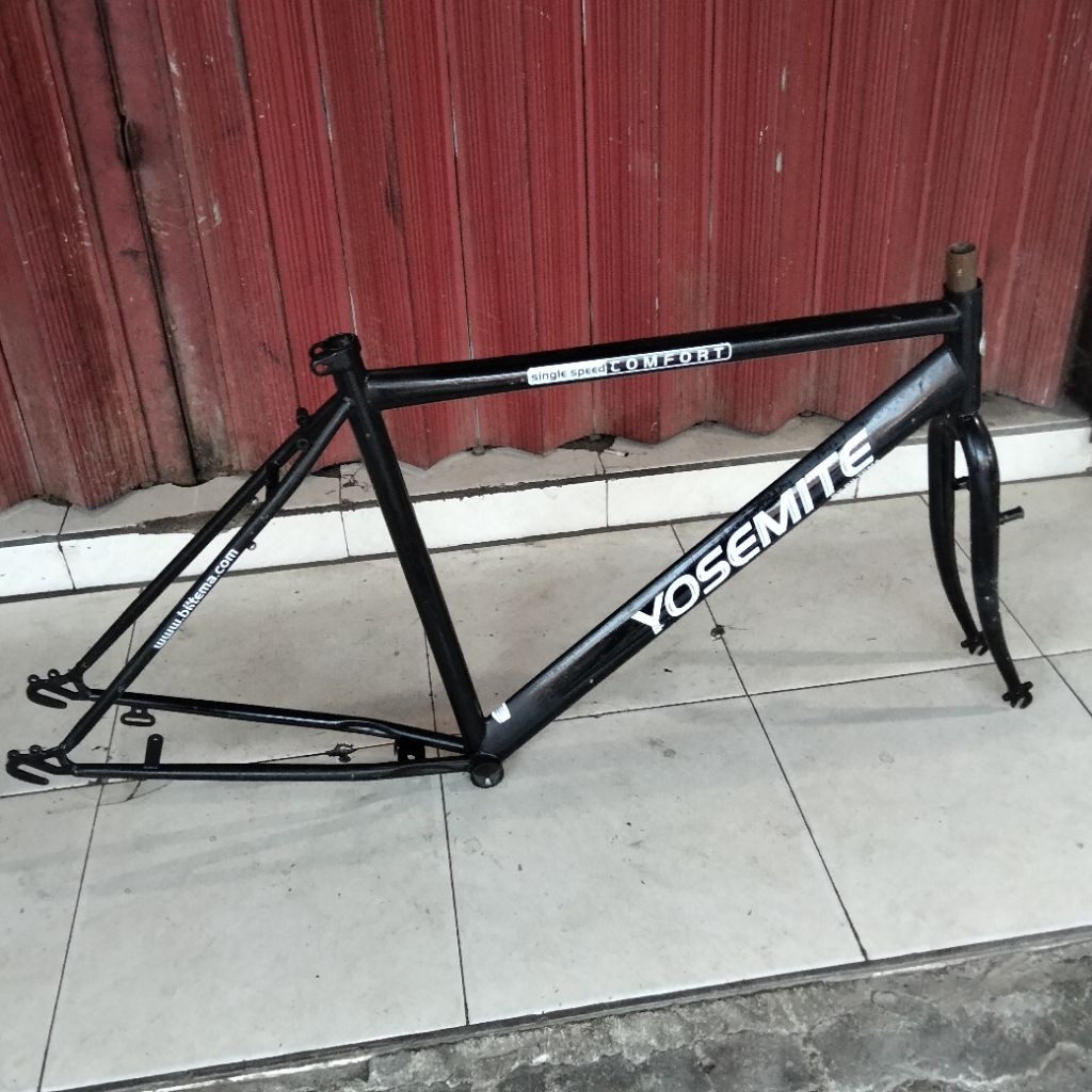 frame set fixie  Yosemite bahan besi 700c frame sepeda fixie