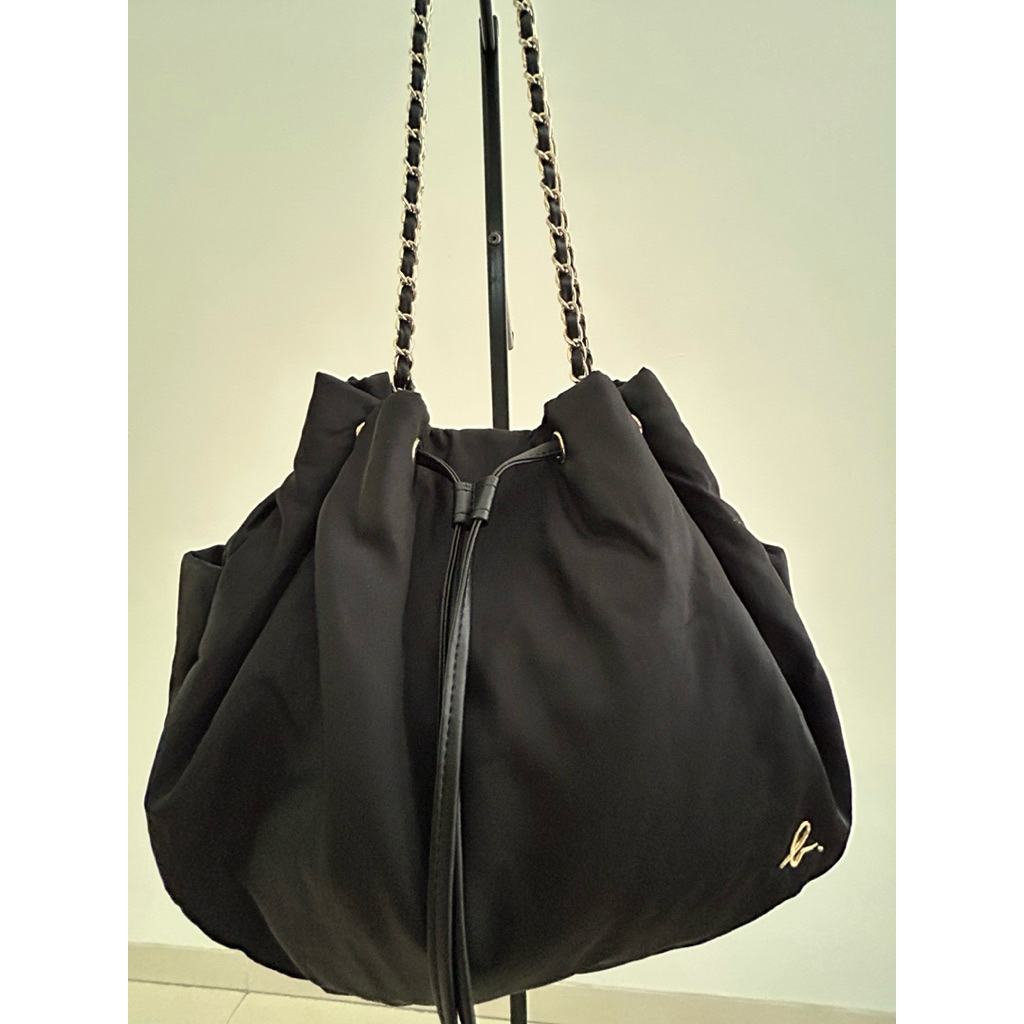 AGNES B VOYAGE TAS PRELOVED / BEKAS