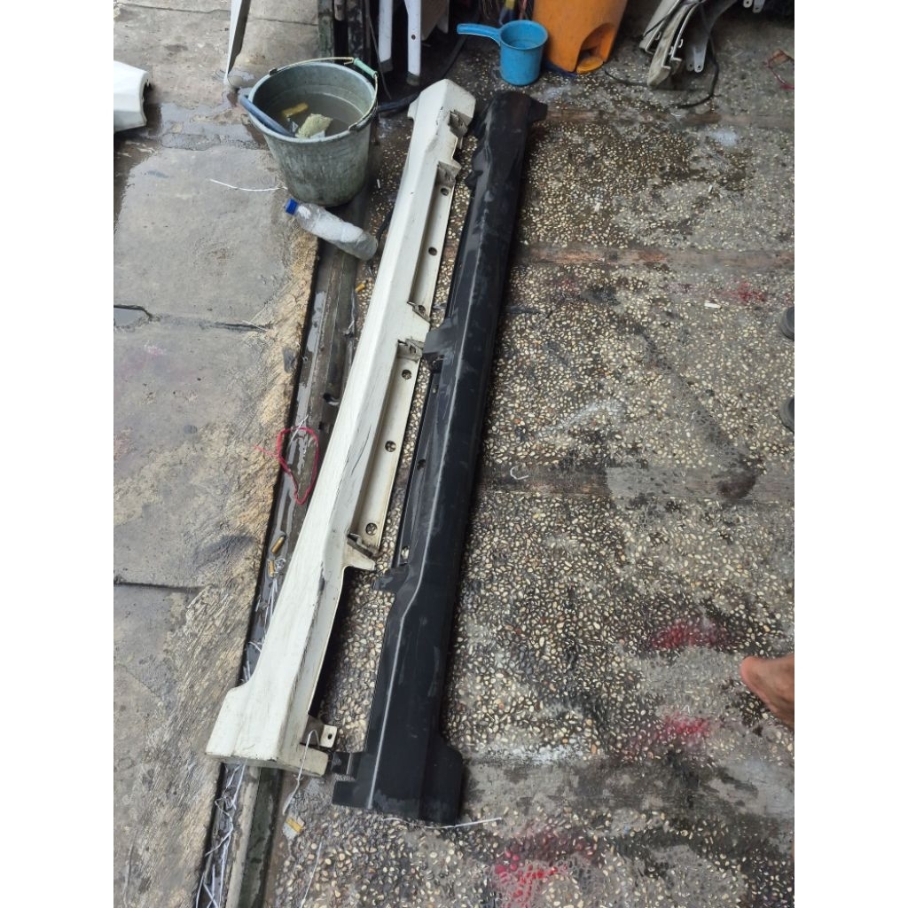 bodykit samping lisplang etios samping valco ori