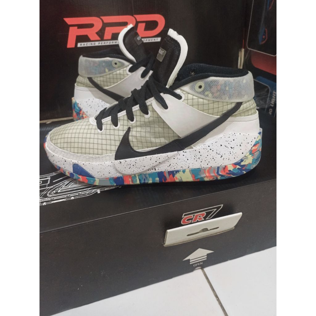 SEPATU NIKE KEVIN DURANT KD 13 HOME SIZE 42