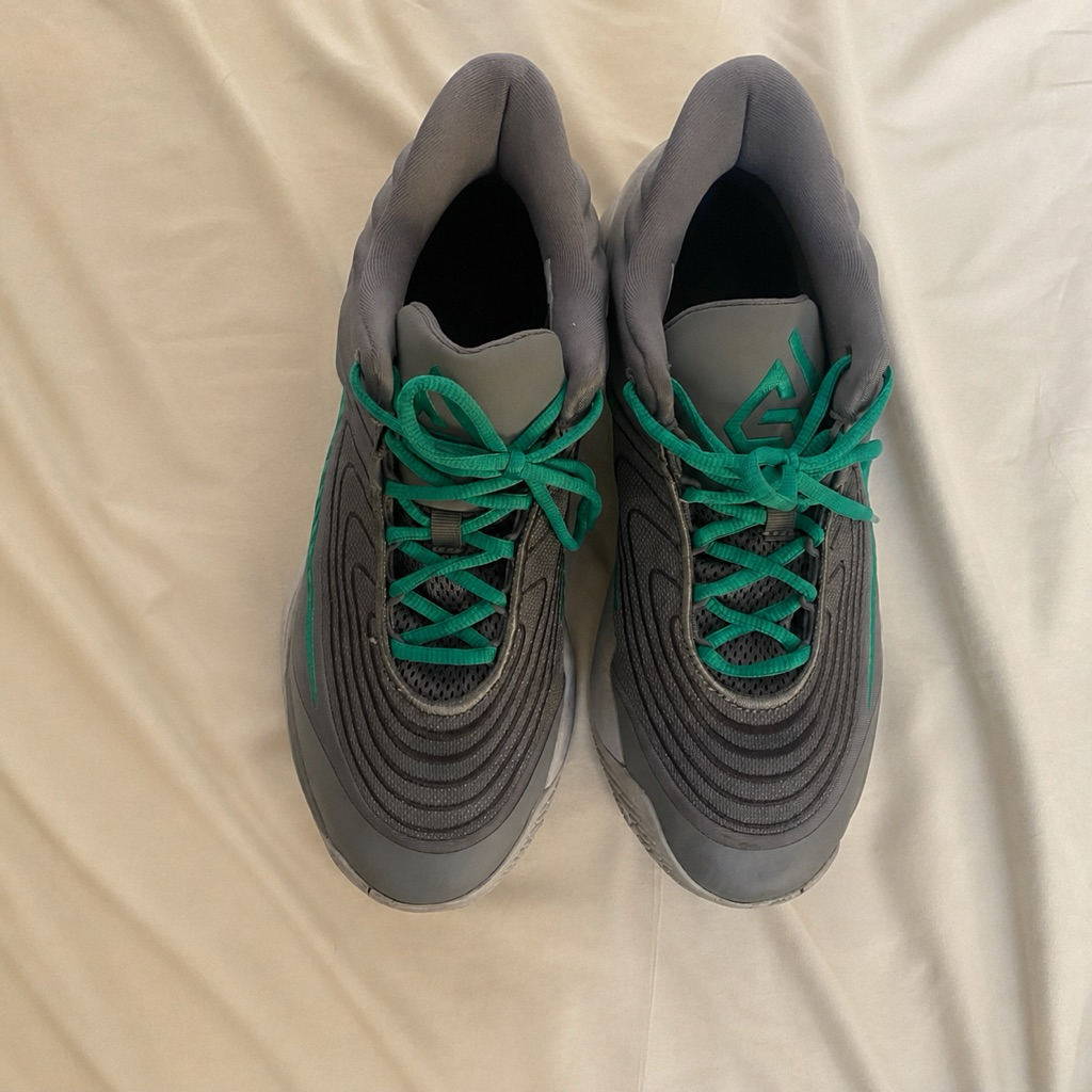 Nike giannis immortality 4