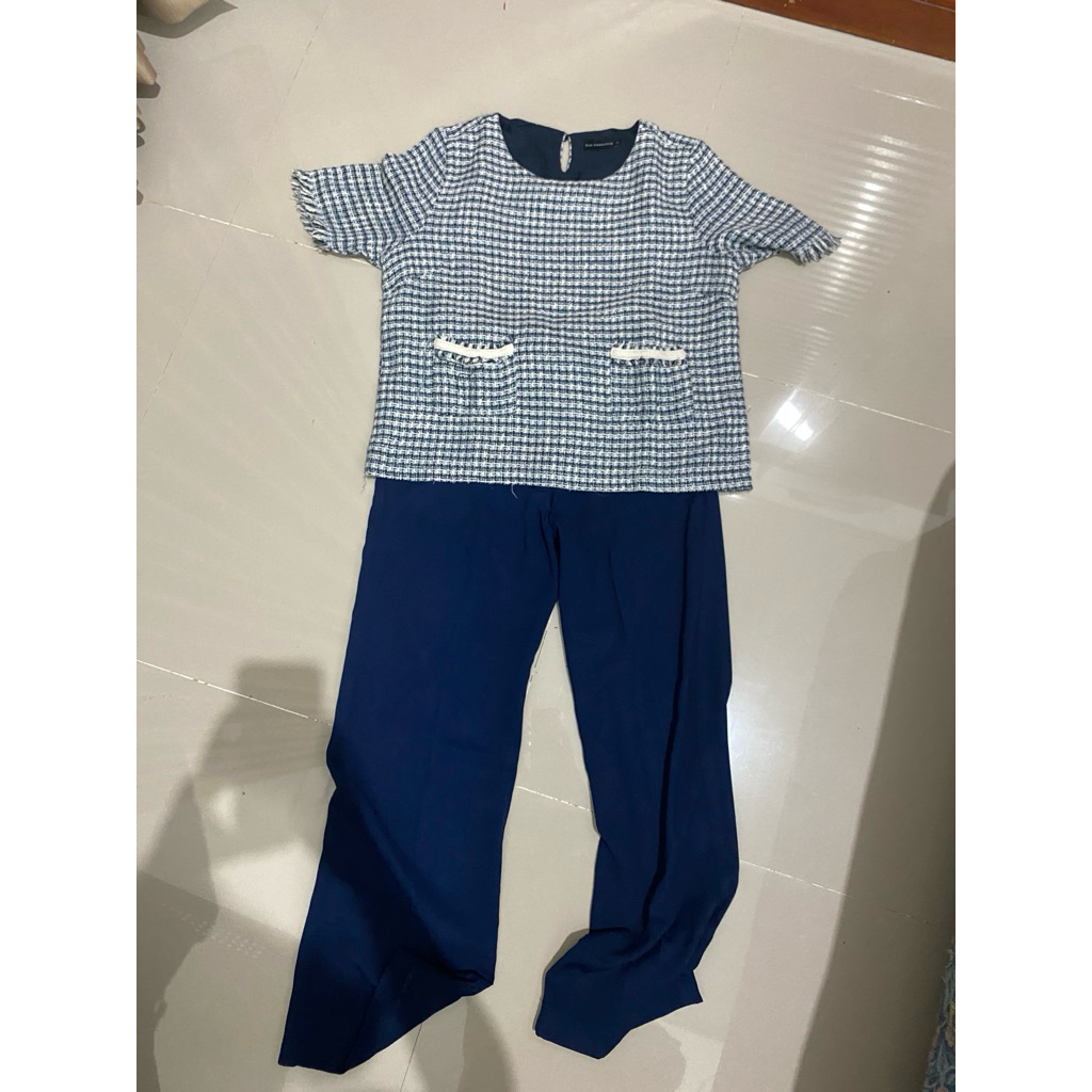 One set + pants gaudi