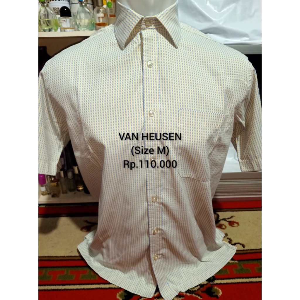 Kemeja Tekstur VAN HEUSEN OriginaL