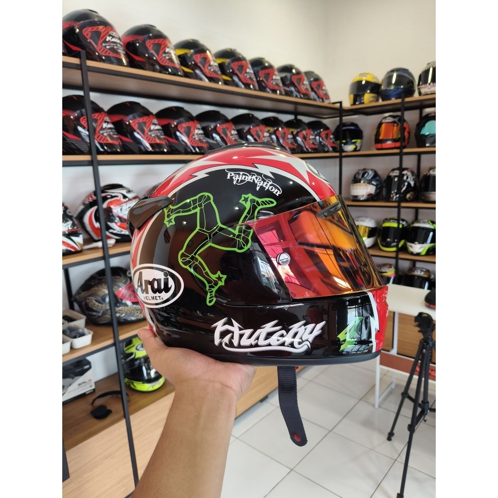 ARAI VECTOR X HUTCHISON IOM TT