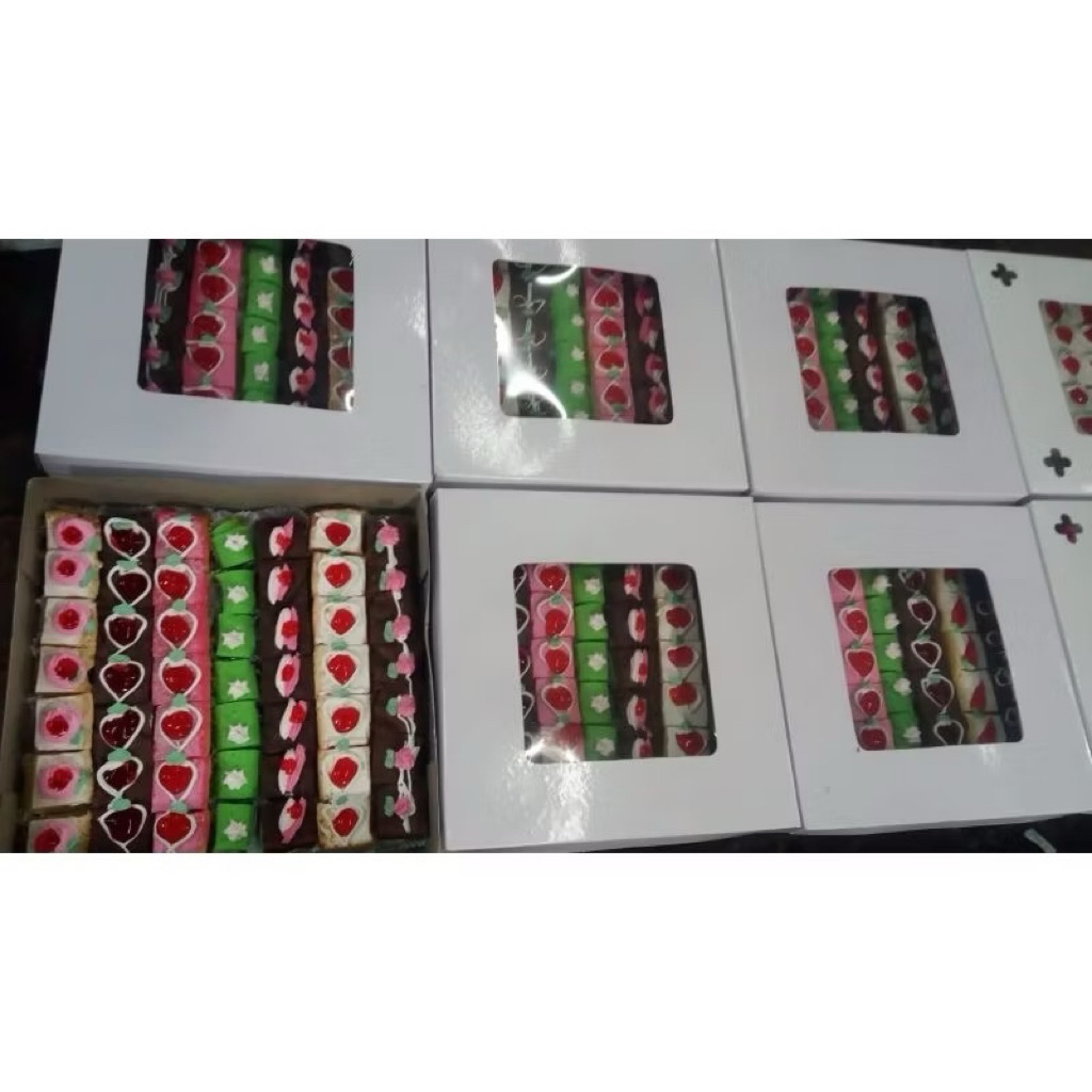Kue Cake Mini / Kue Tar Mini / kue Mini / kue tar sekotak / Kue Subuh / Kue Basah / Jajanan Pasar Se