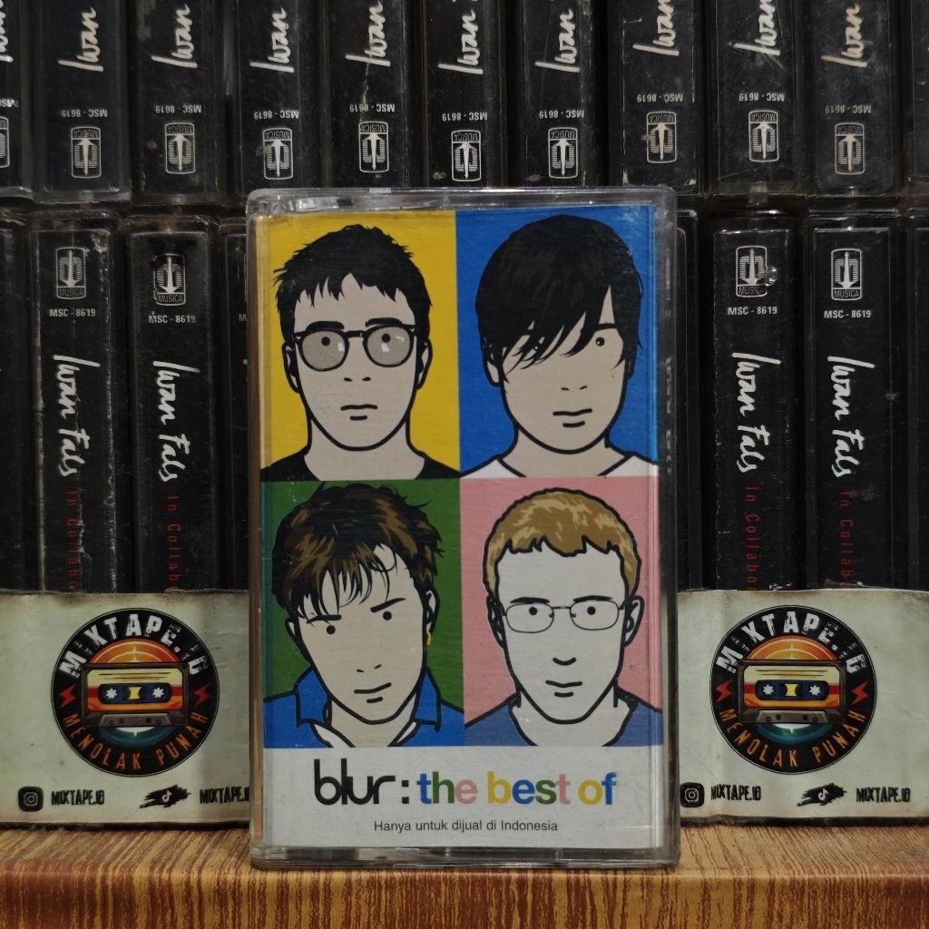 Kaset - Blur - The Best Of - Kaset Pita - Radio Tape - Radio - Pemutar Kaset - Retro - Classic - Cas