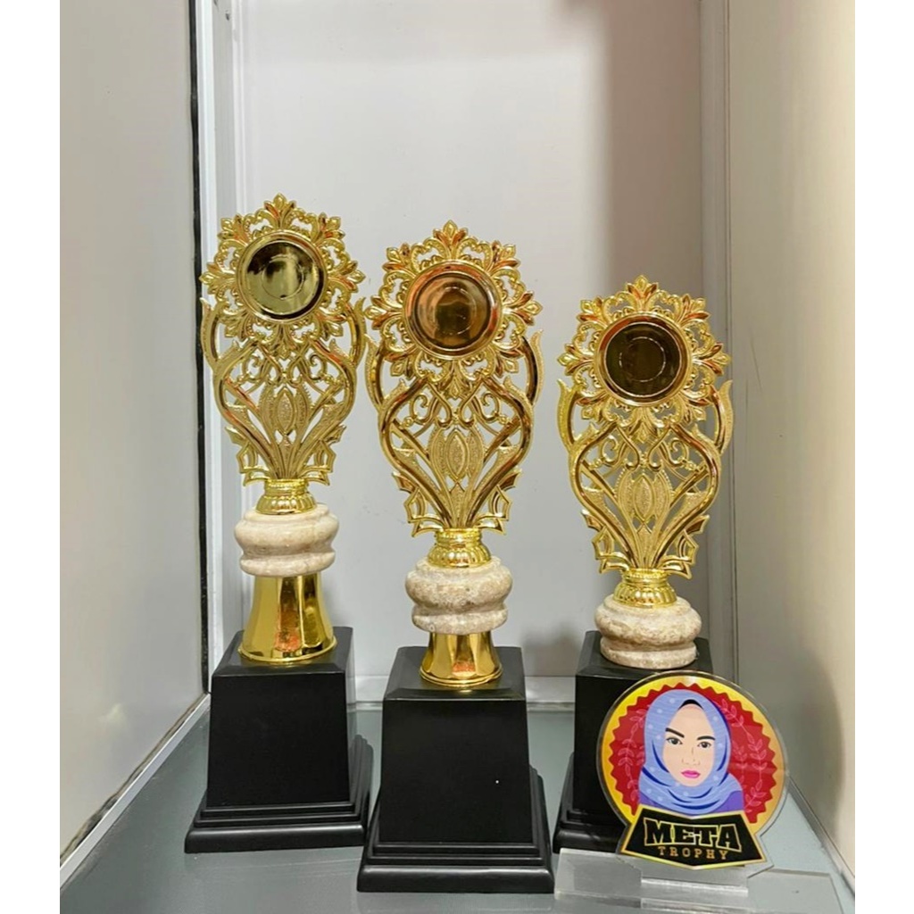 PIALA UNTUK ACARA LOMBA FASHION SHOW PUISI PIDATO