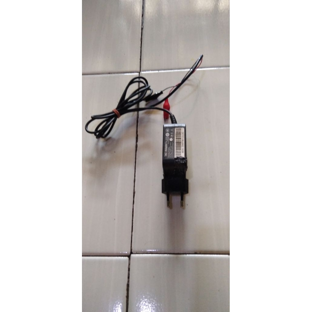 alat charger aki modifikasi motor mobil 19v merk Lenovo SEKEN SECOND BEKAS LAYAK PAKAI nyala normal 