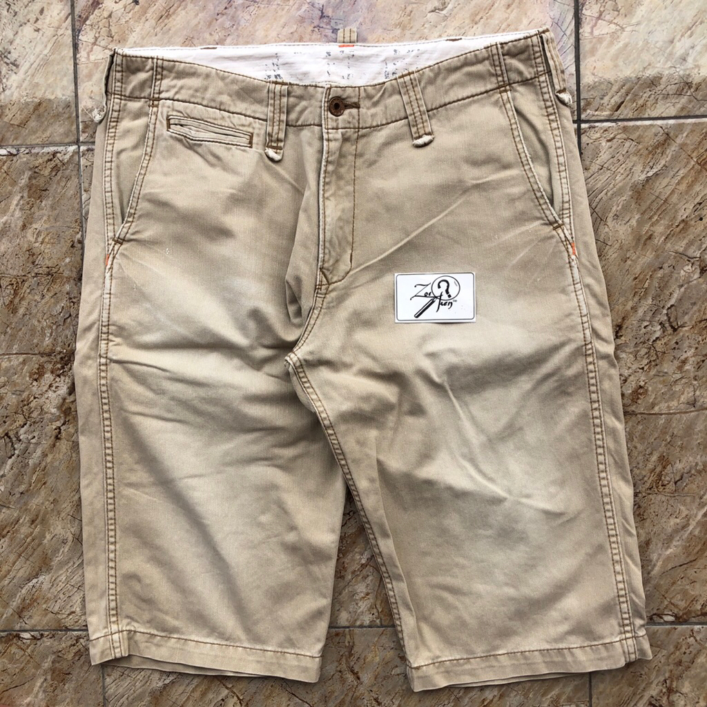 CELANA PENDEK 3/4 EDWIN BEIGE