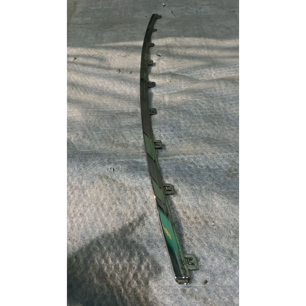 List jaring bumper depan byd sealion 6 original