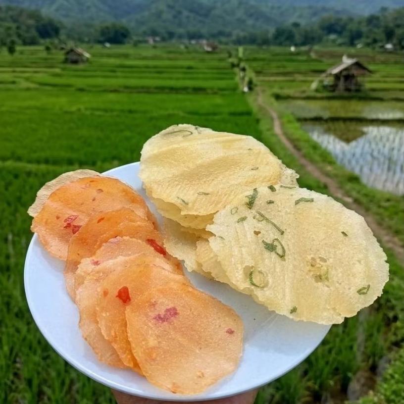 Enye 1 Kg Kerupuk Opak Singkong Mentah Rasa Pedas Kecimpring Gurih