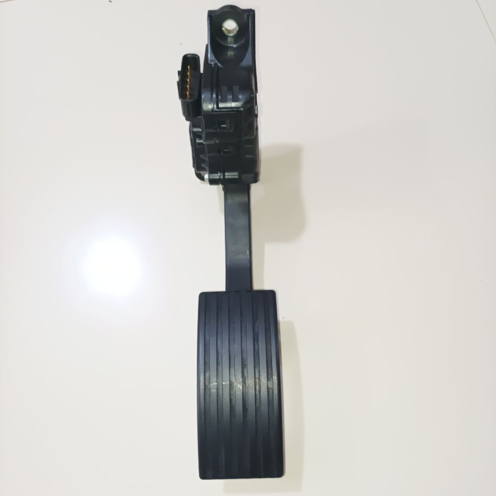 PEDAL GAS CANTER EURO 4 ORIGINAL / KARET PEDAL GAS PS 125 TERBARU / PEDAL GAS CANTER NEW ORIGINAL / 