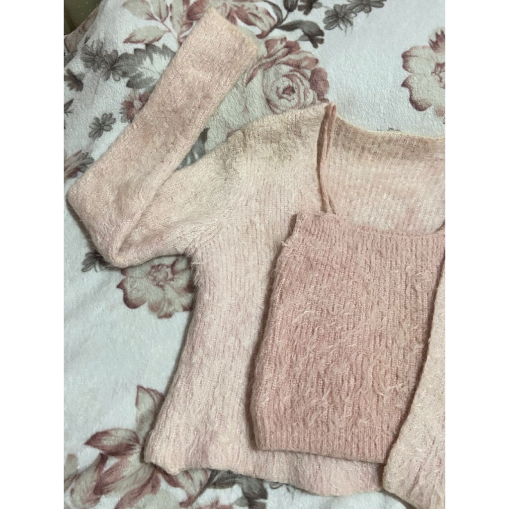 [PRELOVED] Set Cardigan Tank Top Bulu Pastel Baby Pink