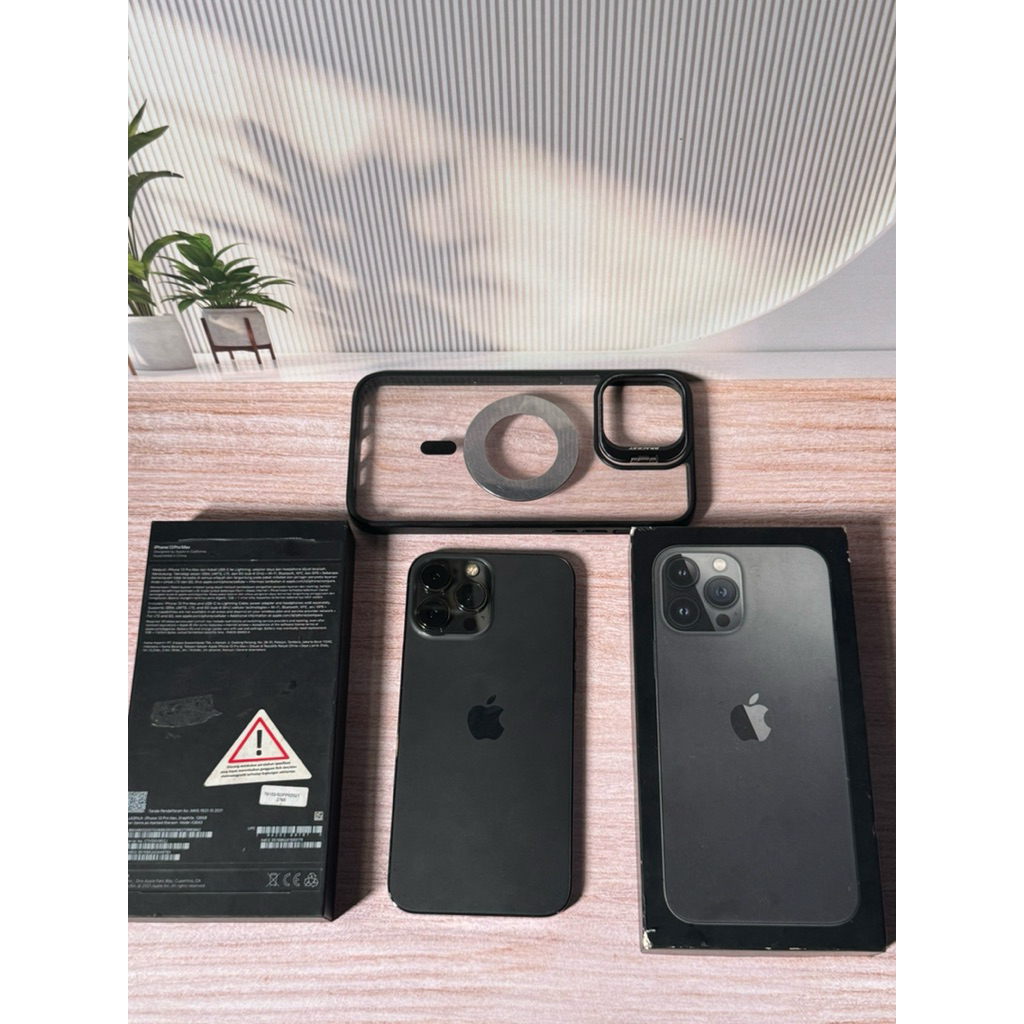 ipone 13 pro max 128gb second (box)