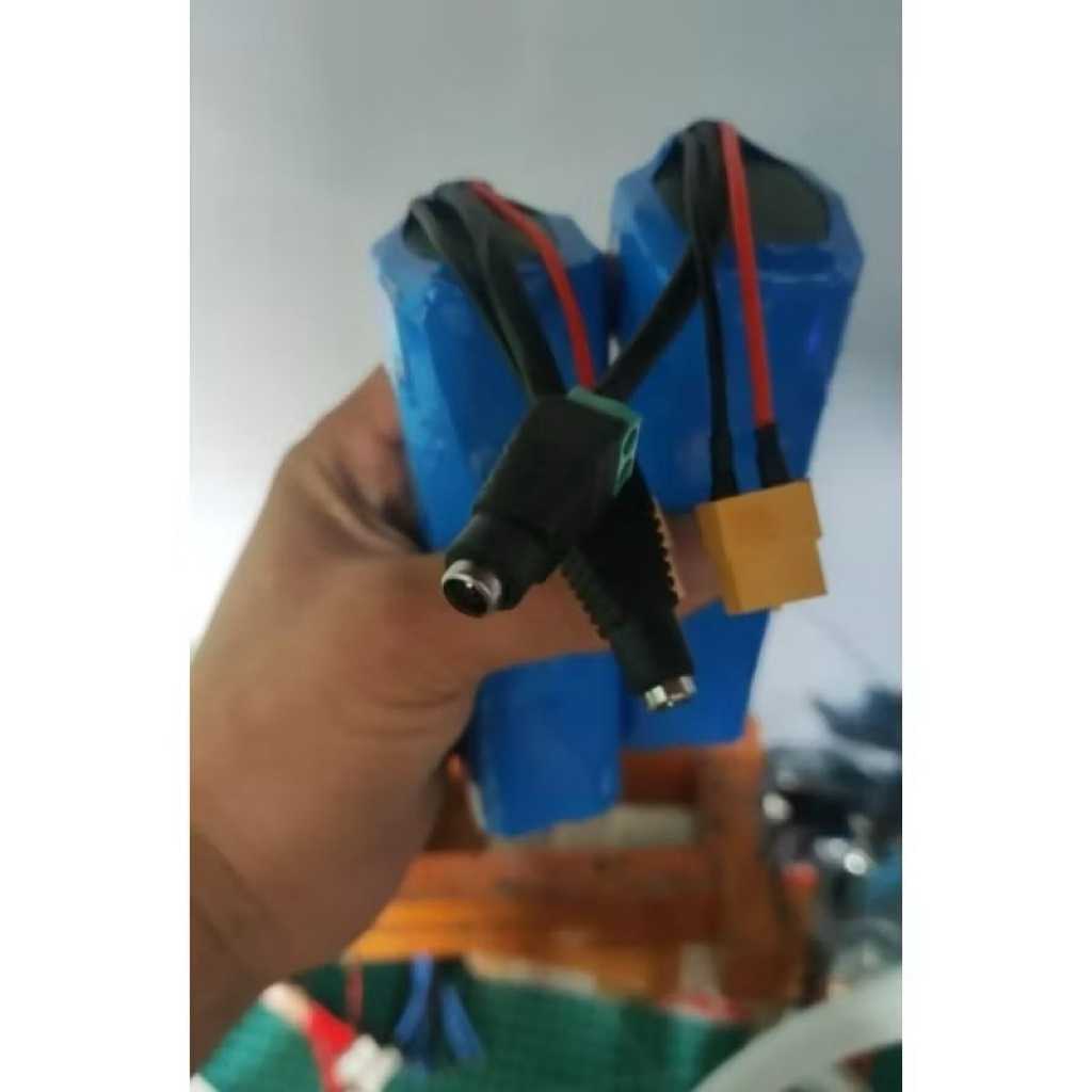 Batrai Vacum robot pack 4s2p...14.4 volt max 16.6 volt.  mengunakan BMS 4s 20 Amper