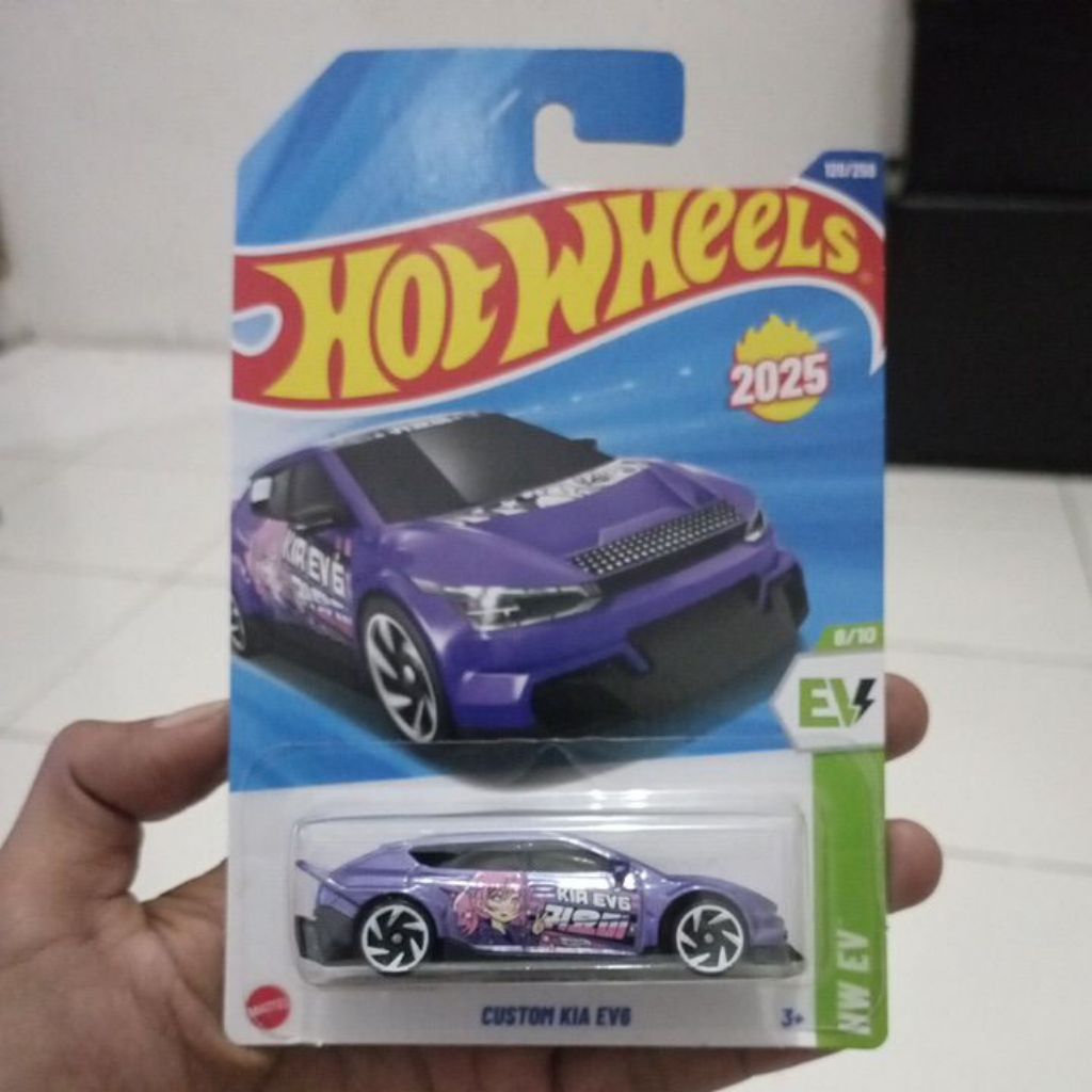 Hot Wheels Custom KIA EV6/Diecast