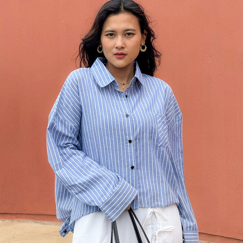 Stripe Arum Blouse  Kemeja Wanita Garis Biru Oversize Casual Korean Style
