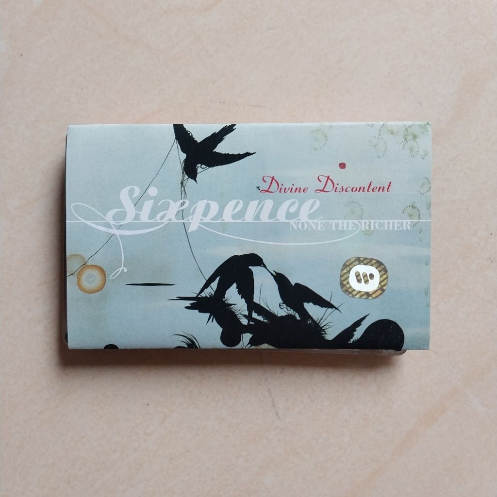 KASET SIXPENCE NONE THE RICHER ALBUM DIVINE DISCONTENT
