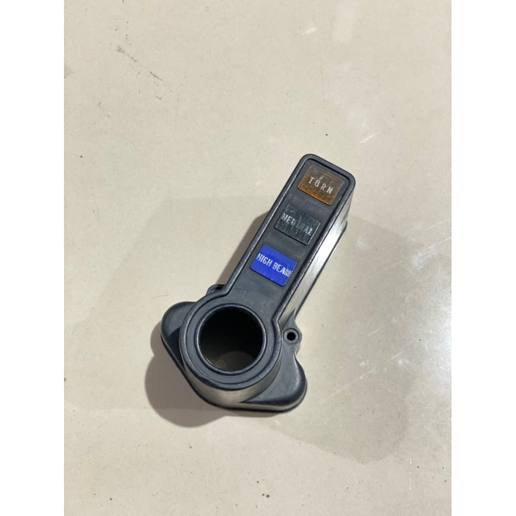 cover kunci kontak gl100 gl125 original cover spedoometer gl100 gl125