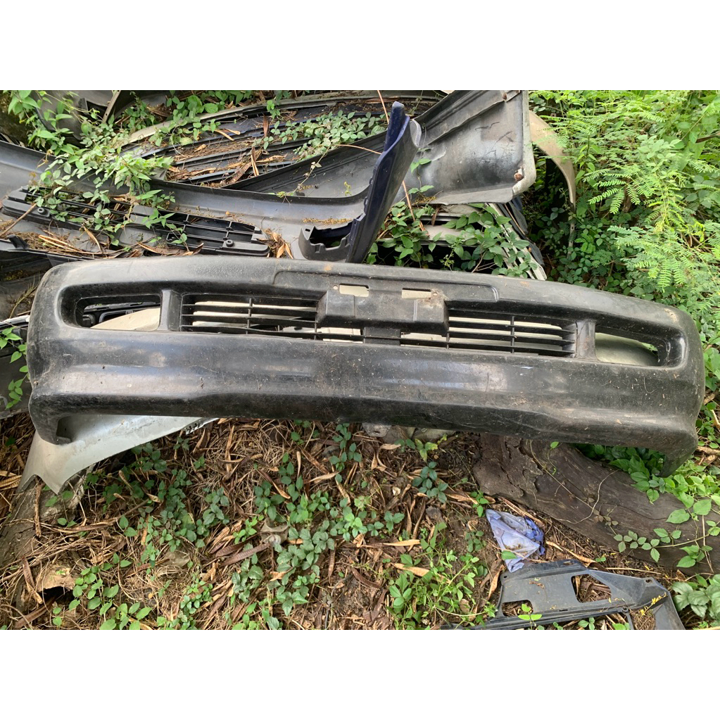 bemper depan kijang 2000-2001 original