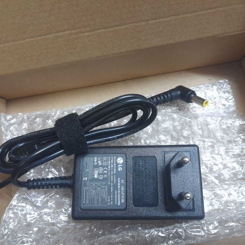Adaptor TV LG Original 19V Baru 17 19 21 22 32 Inch 6.0x4.4mm 100-240V