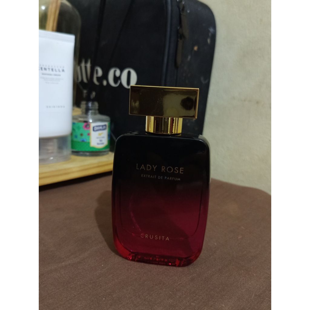 CRUSITA LADY ROSE (PRELOVED)