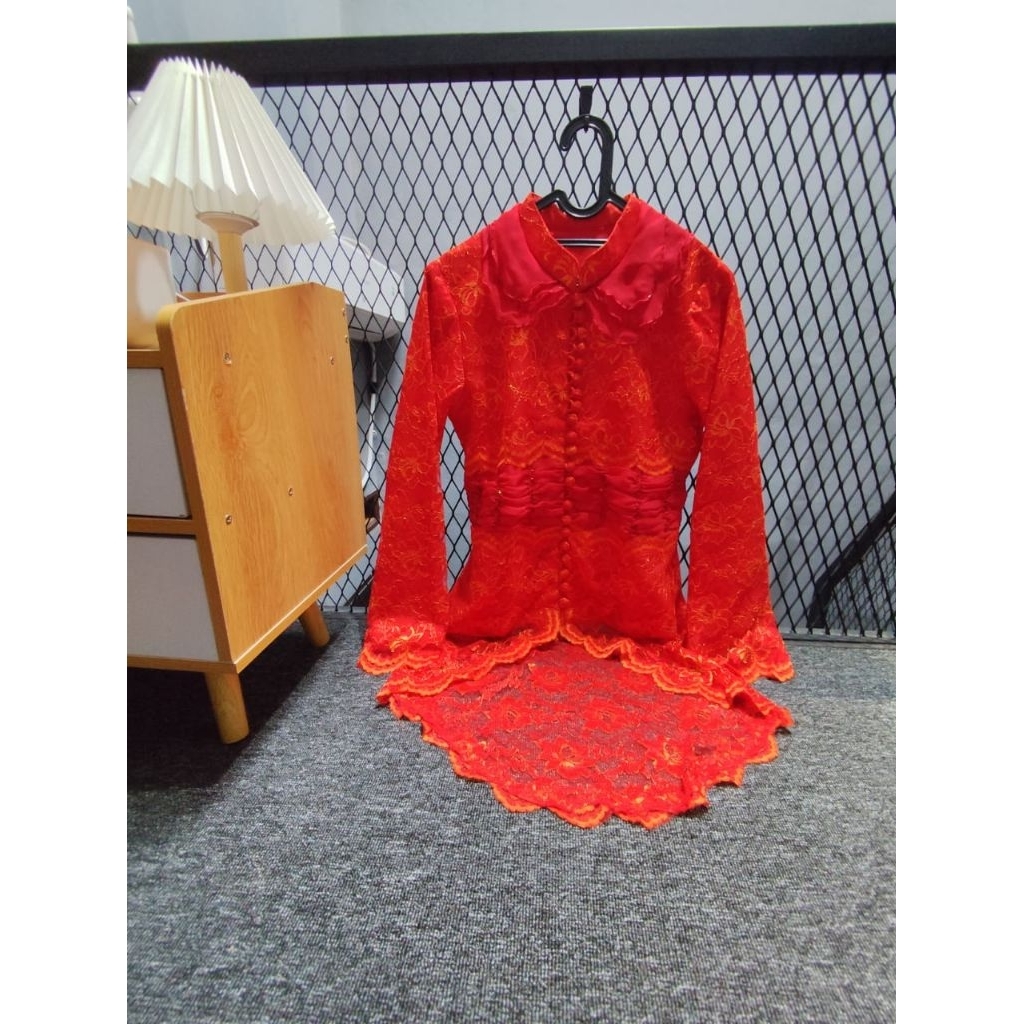Preloved One Set Kebaya Remaja Rok dan Atasan