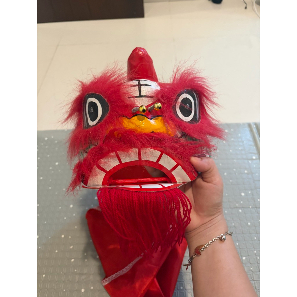 Mainan barongsai kecil