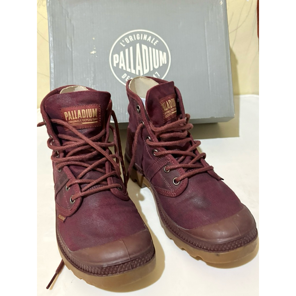 (Preloved) Sepatu Palladium