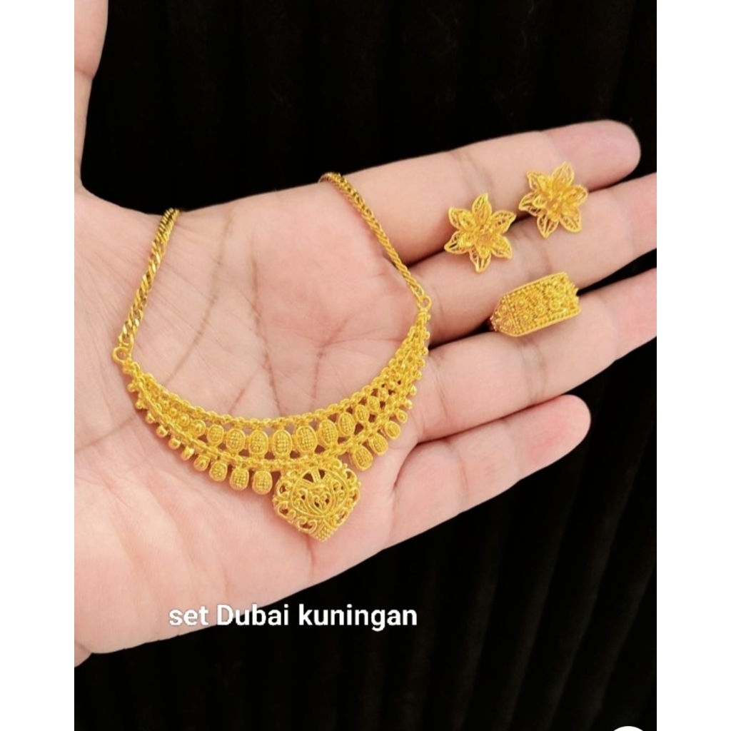 set Dubai Kuningan lapis emas 22 k