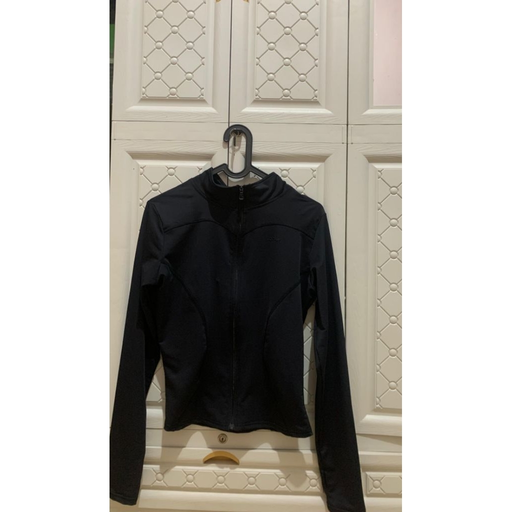 [Preloved]KktopJaketOlahragaWanitaLenganPanjang