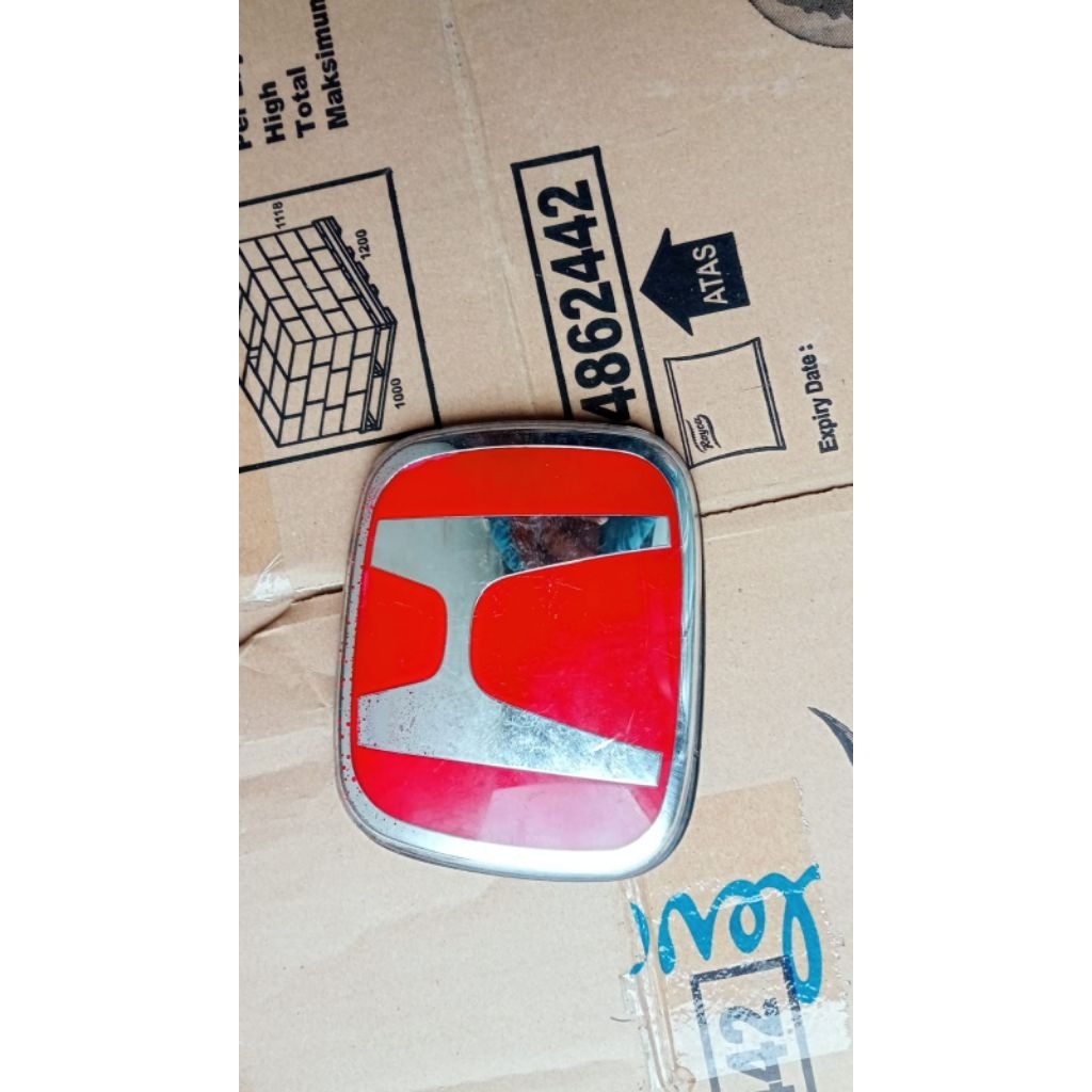 emblem logo Honda depan Civic 2012-2016 bekas