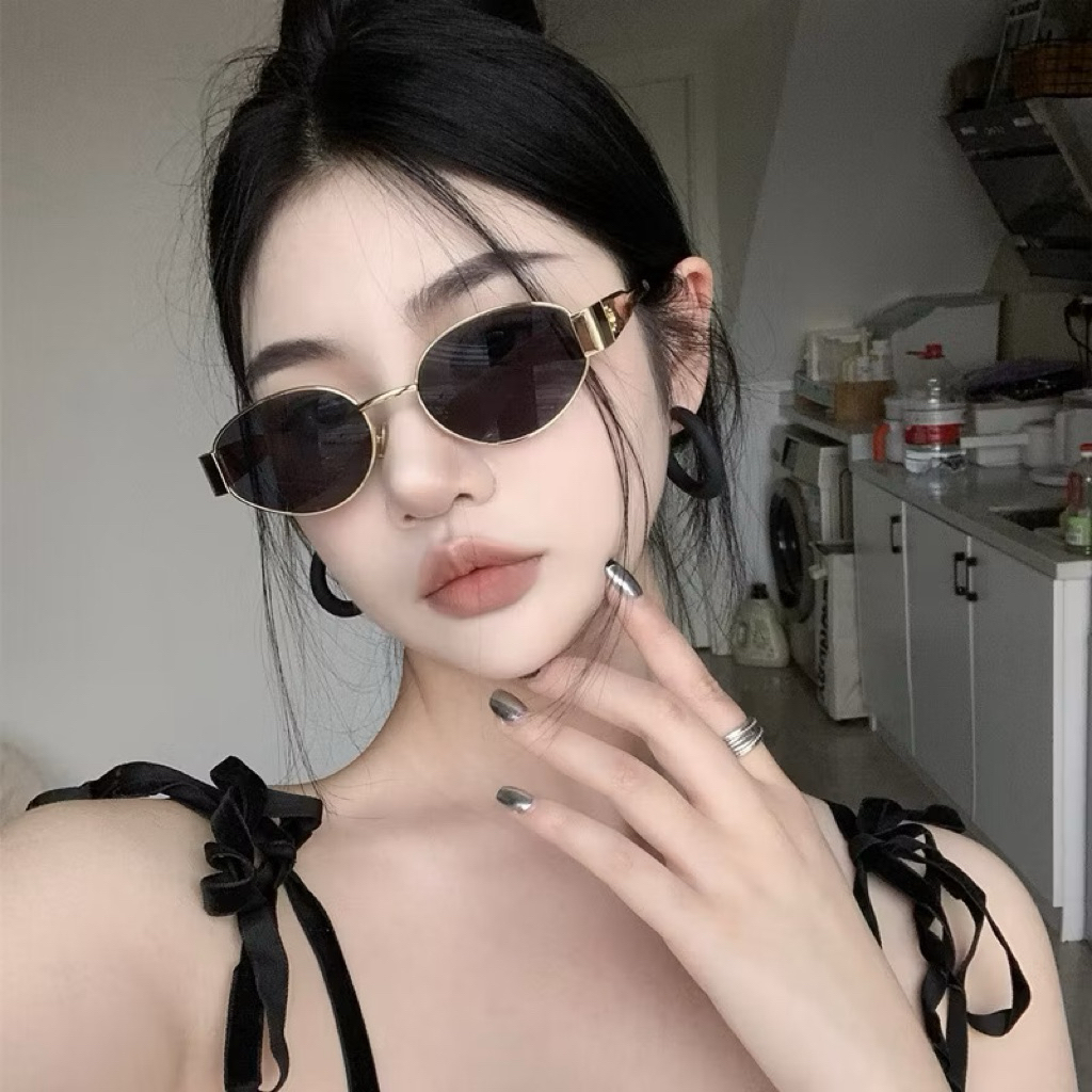 Kacamata hitam modis kacamata hitam kacamata bingkai kecil oval retro menonjolkan wajah kecil wanita