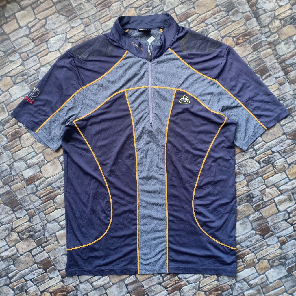 Jersey Baselayer Halfzipper baju gunung brand original preloved