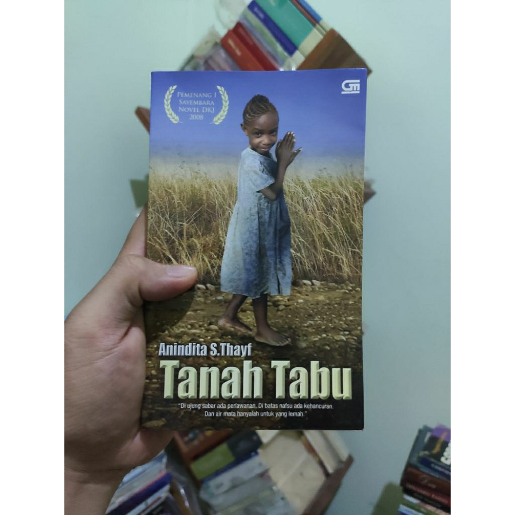 [PRELOVED ORI] Tanah Tabu - Anindita S Thayf Buku Bekas