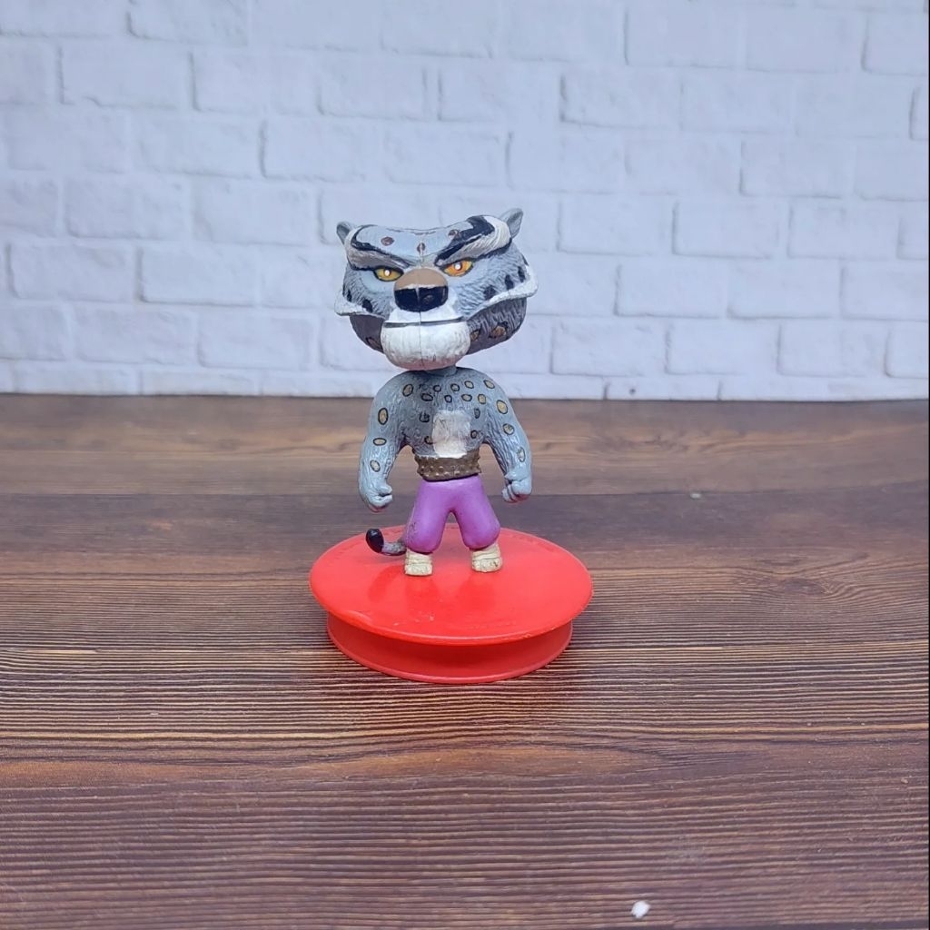 Tai Lung Topper Figure Kungfu Panda ori Dreamwork animation McD, Kung Fu Panda Happy Meal preloved