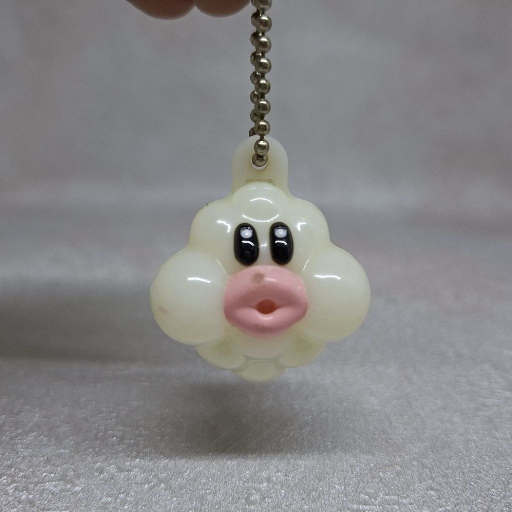 New Super Mario Bros. Wii Light Up Vol.4 FOO CLOUD 1.5" Key Chain Figure Bandai