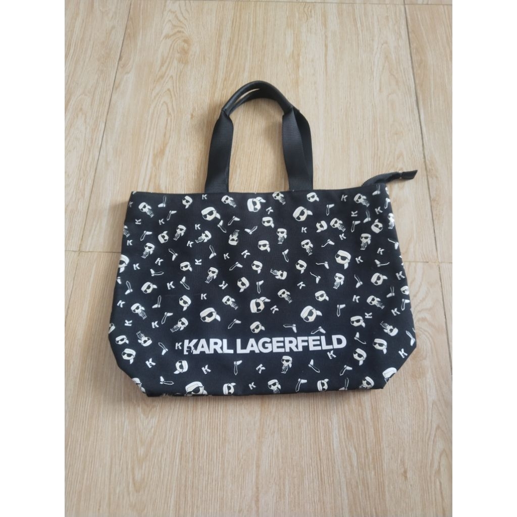 Tas Jinjing/Tas Bahu/Totebag Wanita/Totebag besar resleting/Totebag hitam/Totebag karl (Preloved)