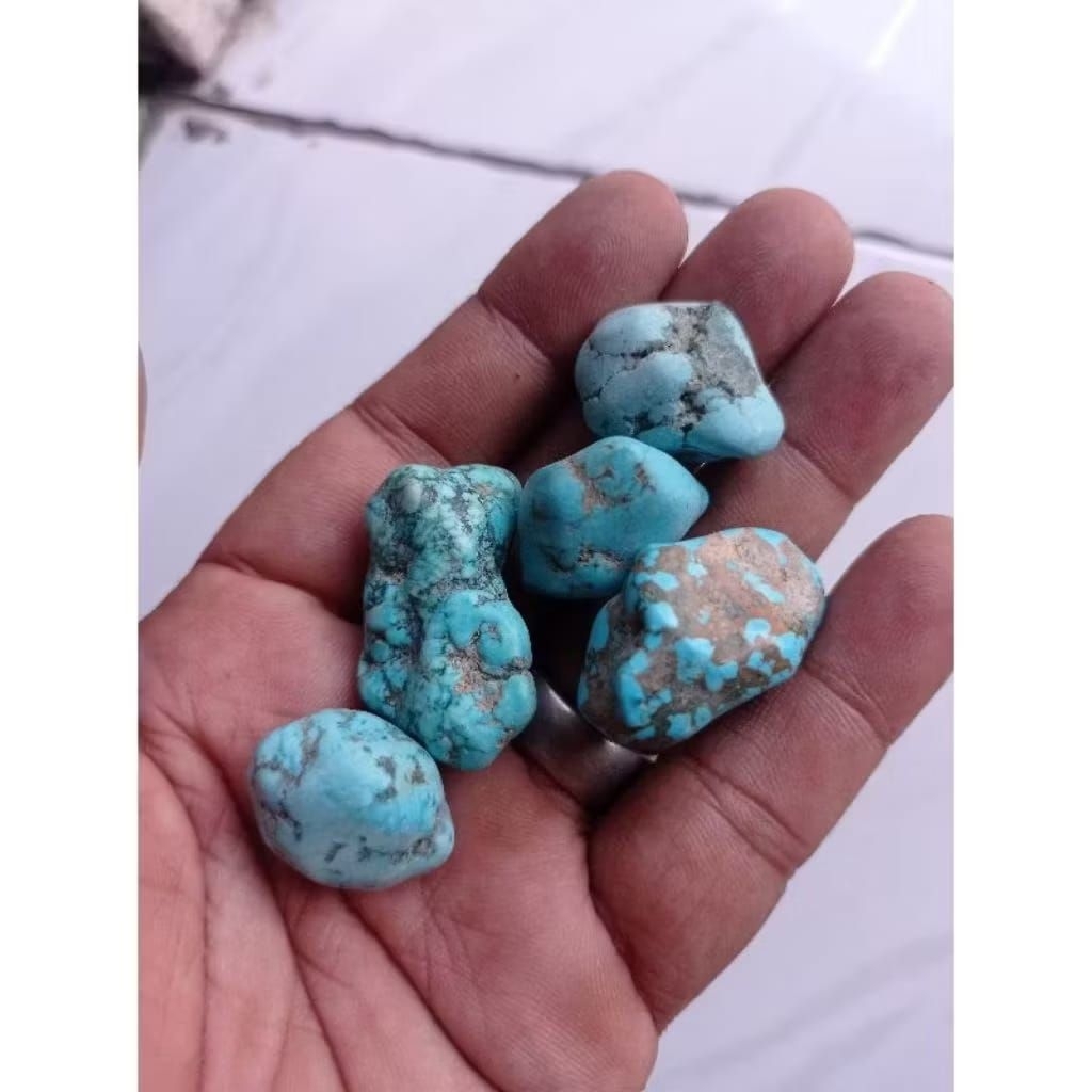 bahan batu bongkahan pirus tibet natural