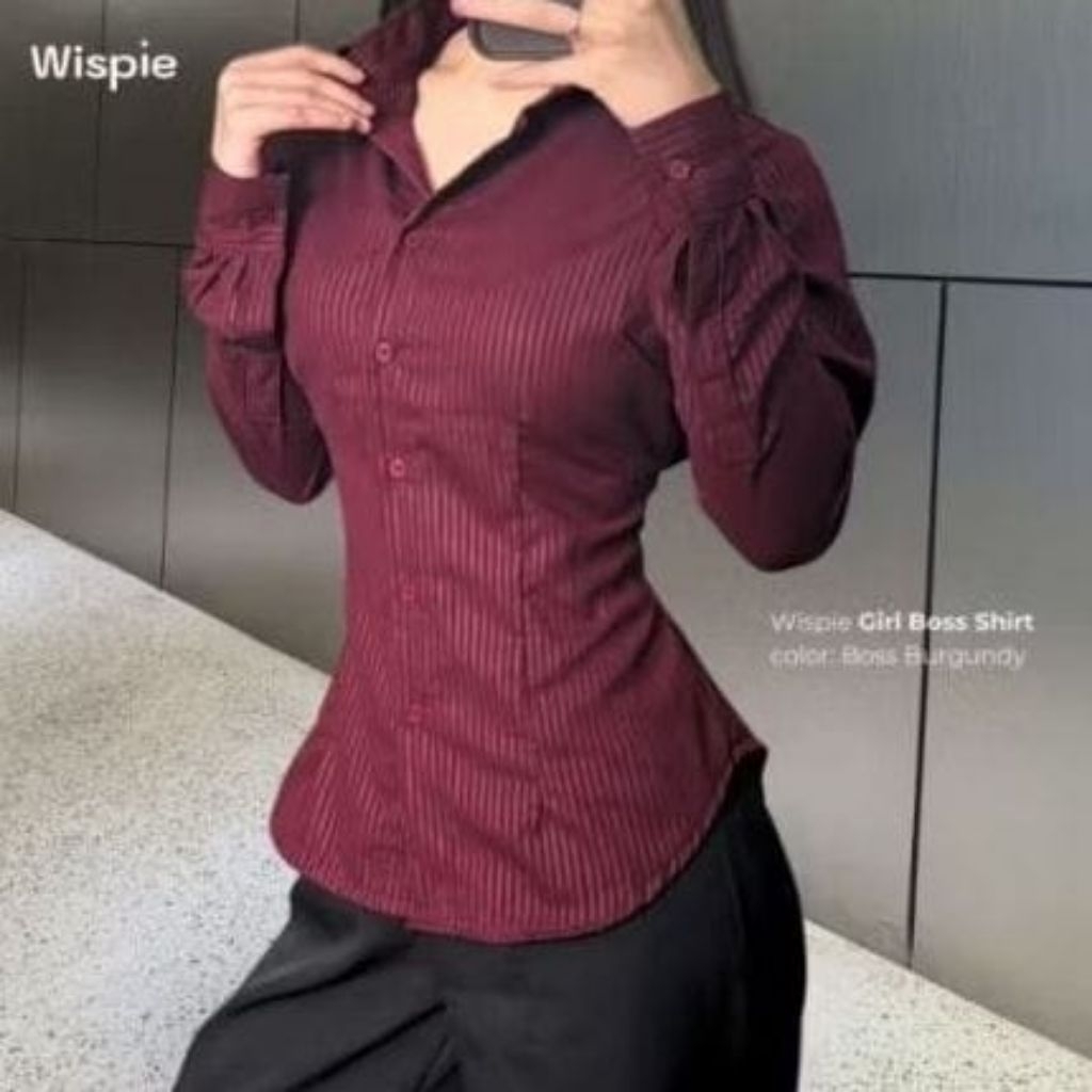 preloved kemeja wispie girl boss shirt M burgundy