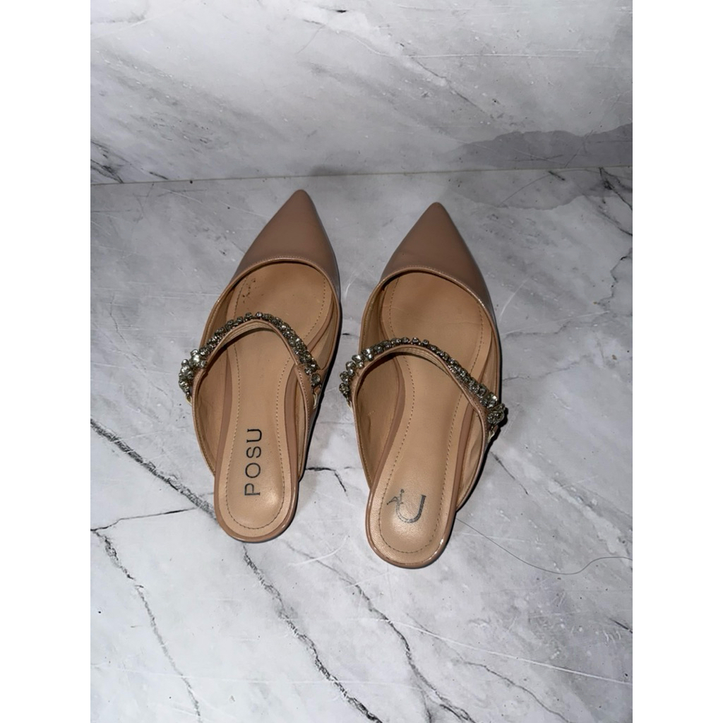 Preloved Sepatu Posu Flat